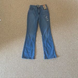 Levi’s bootcut jeans